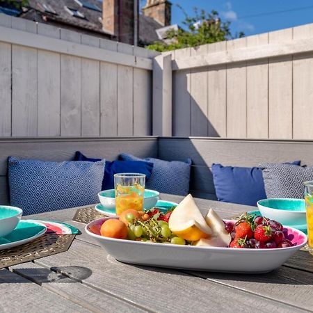 Relax In Super Size Copper Tub - 2 Bedroom Villa 인버네스 외부 사진